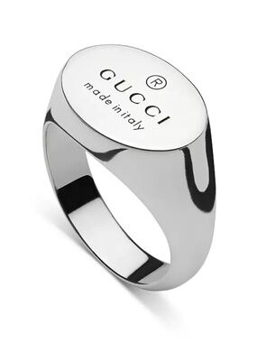 size 19 US 8.75 Gucci Trademark Oval Signet Ring Sterling Silver 925
